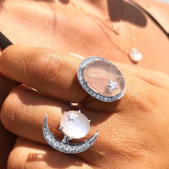 **BELLAMY* 2-Pc Silver Moon x Star Fashion Ring Set - Picture 1 of 8
